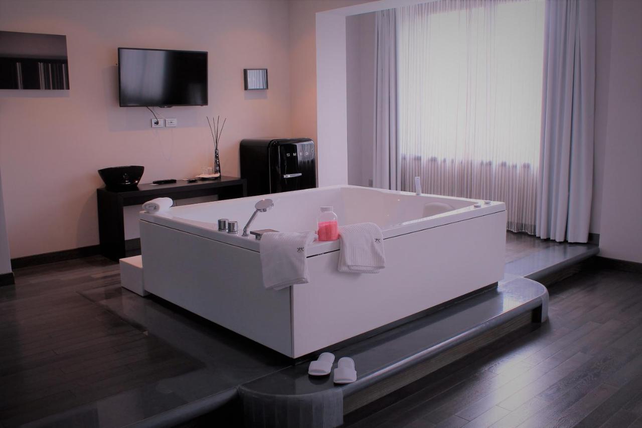 Park Hotel Sporting แตราโม ภายนอก รูปภาพ