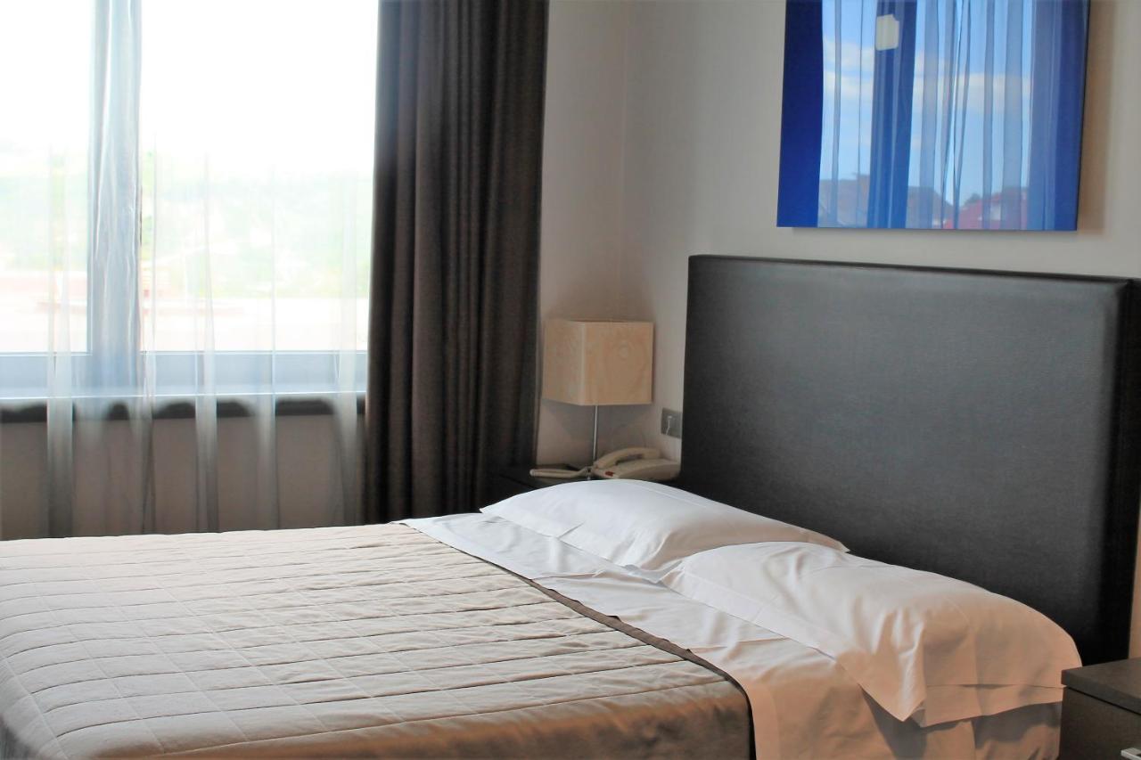 Park Hotel Sporting แตราโม ภายนอก รูปภาพ