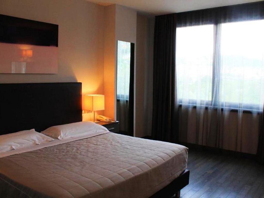 Park Hotel Sporting แตราโม ภายนอก รูปภาพ