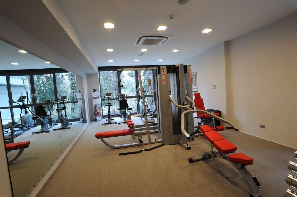Park Hotel Sporting แตราโม ภายนอก รูปภาพ