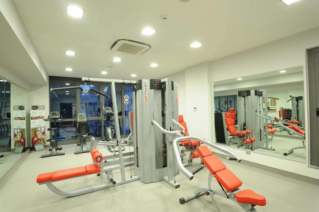 Park Hotel Sporting แตราโม ภายนอก รูปภาพ