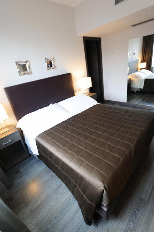 Park Hotel Sporting แตราโม ภายนอก รูปภาพ